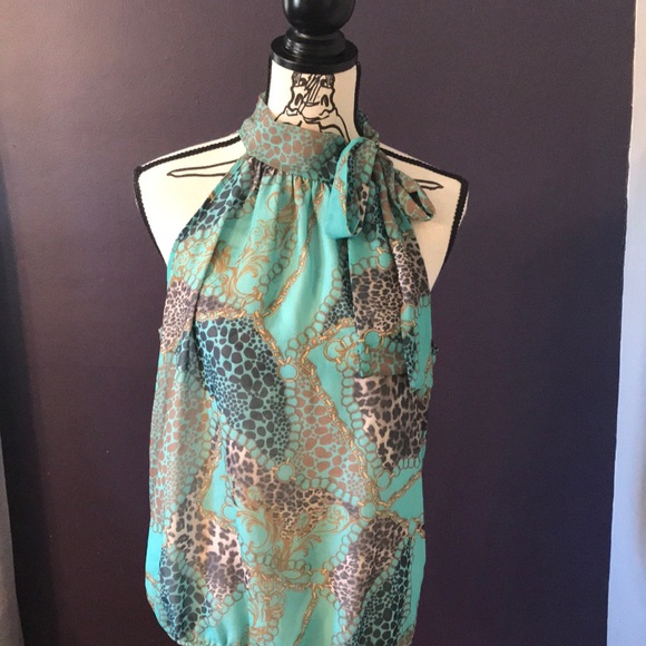 New York & Company Tops - Beautiful sleeveless blouse